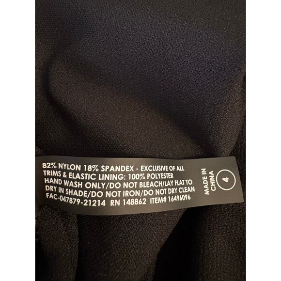 TORRID DISNEY Swim Shorts Bathing Suit Lilo & Stitch Black Floral Hawaiian | 4X - Picture 6 of 8